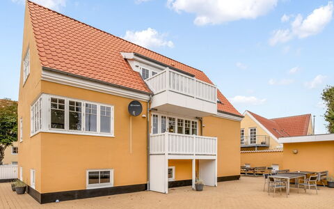 Dorti - 500M from the Sea: Biens, Ombre, Allée, Ferme