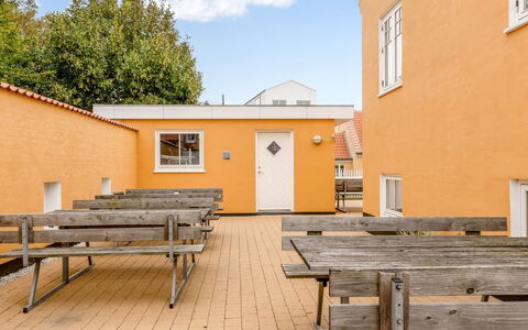 Dorti - 500M from the Sea: Biens, Ombre, Allée, Ferme