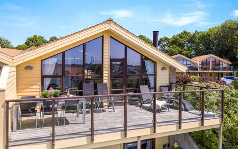 Era - 100M from the Sea: Herbe, Prairie, Lot Terre, Chalet, Zone Rurale, Prairie, Batiments Jardin, Jardin, Cabanon