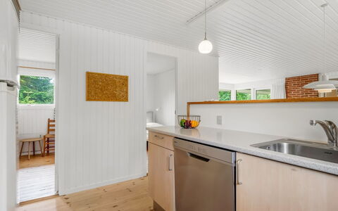 Ivar - from the Sea: Sol, Cuisine, Bois, Design Intérieur, Comptoir, Plafond, Sol, Parquet, Appareil De Cuisine, Domicile
