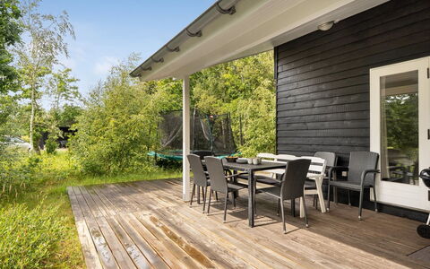 Ivar - from the Sea: Bois, Porche, Parquet, Domicile, Plate-Forme, Dur, Planche, Siding, Ombre, Mobilier De Jardin