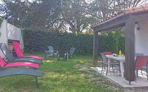 L'Escale: Meubles, Mobilier De Jardin, Jardin, Pelouse, Chaise, Arrière-Cour, Tableau De Plein Air, Cour, Ombre, Aménagement Paysager