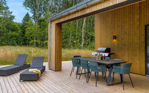 Vilppu - 900M from the Sea: Bois, Lot Terre, Batiments Jardin, Dur, Planche, Tache De Bois, Jardin, Mobilier De Jardin, Tableau De Plein Air, Plate-Forme