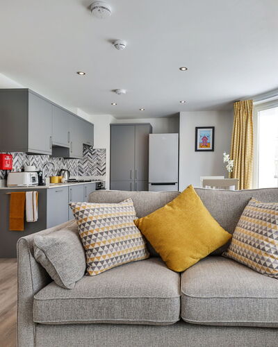 Belle House, Apt 1