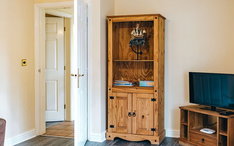 Rosemary Country Cottage: Plate-Forme, Ombre, Dur, Mobilier De Jardin, Balcon, Planche, Eco Hôtel, Piscine, Parquet, Recours