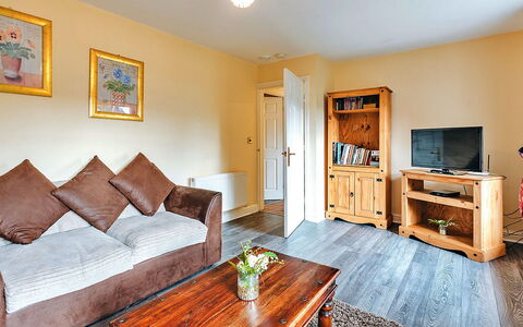 Rose Country Cottage: Plate-Forme, Ombre, Dur, Mobilier De Jardin, Balcon, Planche, Eco Hôtel, Piscine, Parquet, Recours