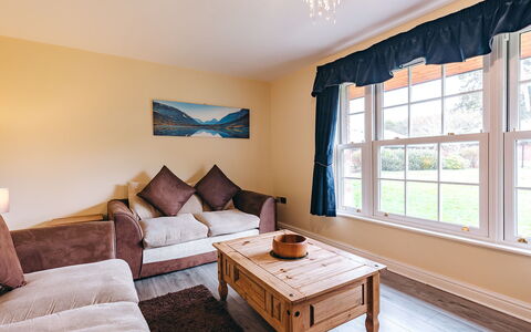 Thyme Country Cottage: Appartement, Chaîne De Montagnes, Vallée, Alpes, Hôtel, Village De Montagne