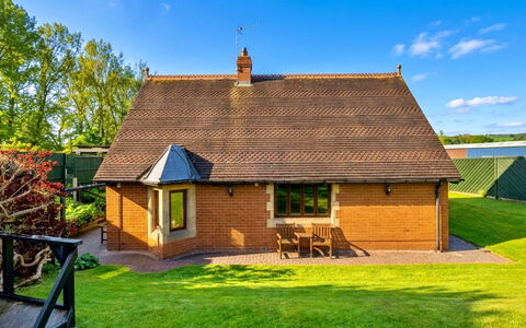 The Grove Annexe: Herbe, Bois, Maison, Toit, Chalet, Zone Rurale, Lot Terre, Domicile, Ferme, Jardin