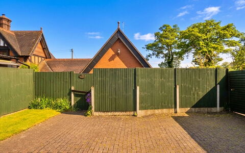 The Grove Annexe