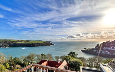 Salcombe 604