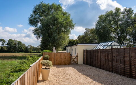 The Annexe at Rosebud Cottage: Appartement, Balcon, Ombre, Marina, Hôtel, Quai