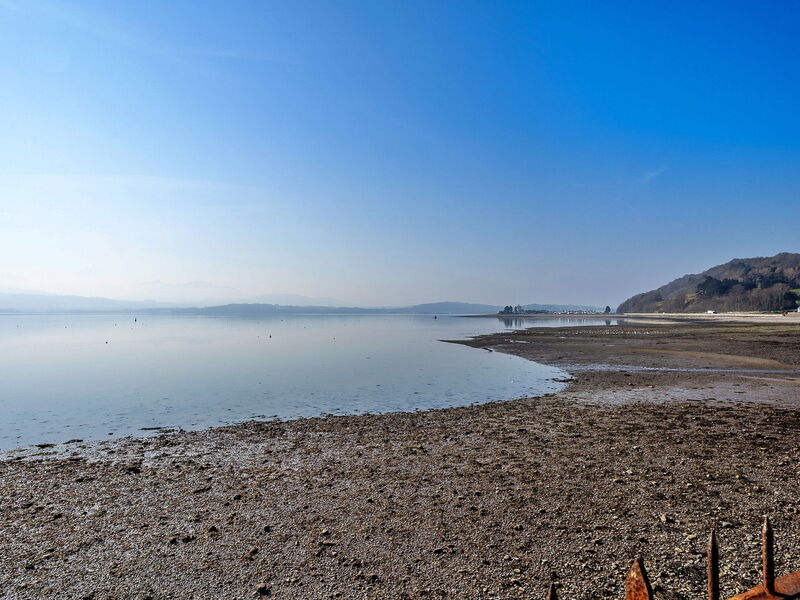 Menai Bridge Bangor 651