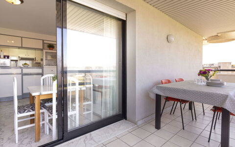 Cancun: Propriété, Bâtiment, Design Intérieur, Pièce, Maison, Meubles, Immobilier, Sol, Architecture, Plafond