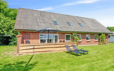 Drine - 19Km from the Sea: Bois, Toit, Domicile, Maison, Architecture, Siding, Lot Terre, Chalet, Cabanon, Batiments Jardin