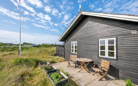 Åse - from the Sea: Chalet, Cabanon, Cabane, Ferme, Prairie, Cabane, Grange, Cabane En Rondins, Batiments Jardin