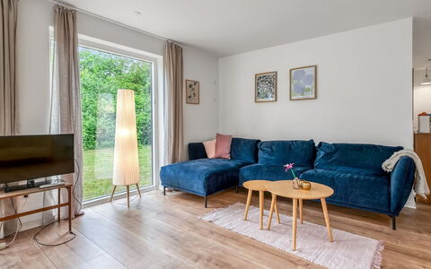 Albina - 650M from the Sea: Meubles, Sol, Design Intérieur, Bois, Parquet, Sol, Canapé, Salon, Appartement, Domicile
