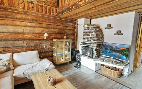 Kelorakka 9: Bois, Chalet, Cabane En Rondins, Forêt, Cabanon, Batiments Jardin, Mélèze, Des Bois, Tache De Bois