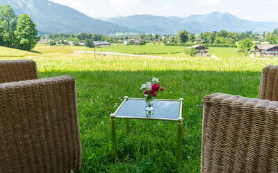 Strobl 1: Colline, Paysage, Lot Terre, Prairie, Pelouse, Plaine, Jardin, Chaîne De Montagnes, Mobilier De Jardin, Champ