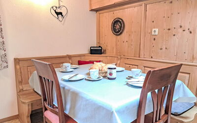 Logement:&nbsp;Trojer 718.1