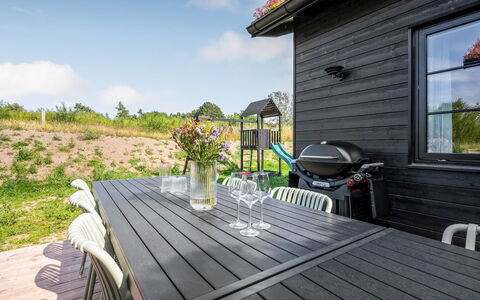 Adia - 650M from the Sea: Biens, Ombre, Allée, Ferme