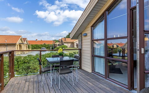 Rouwen - 120M from the Sea: Balcon, Plate-Forme, Dur, Porche, Recours, Villa, Eco Hôtel, Structure En Plein Air