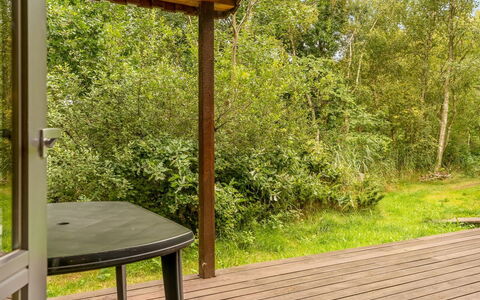 Suna - from the Sea: Herbe, Bois, Zone Rurale, Arbuste, Chalet, Toit, Plaine, Lot Terre, Domicile, Couverture De Sol