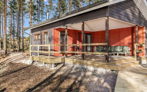 Järven Idylli: Fenêtre, Façade, Architecture, Porte, Domicile, Biens, Manoir, Fenêtre À Guillotine, Balcon, Villa