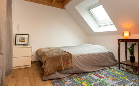 Les Liesses: Sol, Sol, Design Intérieur, Chambre, Meubles, Parquet, Lit, Mur, Bois, Pièce