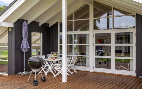 Winald - 150M from the Sea: Herbe, Prairie, Lot Terre, Chalet, Zone Rurale, Prairie, Batiments Jardin, Jardin, Cabanon