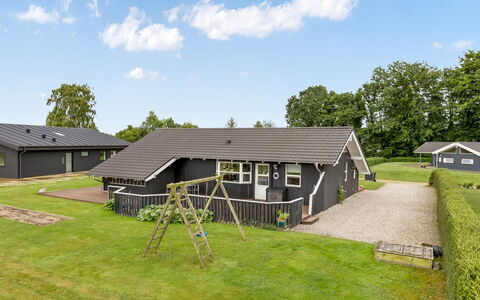 Winald - 150M from the Sea: Herbe, Prairie, Lot Terre, Chalet, Zone Rurale, Prairie, Batiments Jardin, Jardin, Cabanon