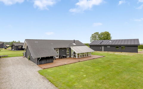 Winald - 150M from the Sea: Herbe, Prairie, Lot Terre, Chalet, Zone Rurale, Prairie, Batiments Jardin, Jardin, Cabanon