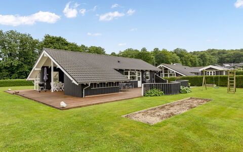 Winald - 150M from the Sea: Herbe, Prairie, Lot Terre, Chalet, Zone Rurale, Prairie, Batiments Jardin, Jardin, Cabanon