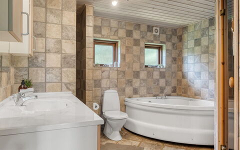 Edele - 5Km from the Sea: Biens, Ombre, Allée, Ferme