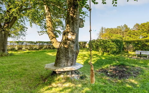 Meglena - 250M from the Sea: Herbe, Prairie, Lot Terre, Chalet, Zone Rurale, Prairie, Batiments Jardin, Jardin, Cabanon