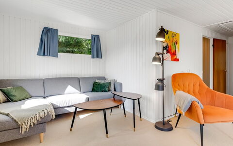 Albert - 300M from the Sea: Bois, Domicile, Porche, Plate-Forme, Dur, Toit, Tache De Bois, Parquet, Eco Hôtel