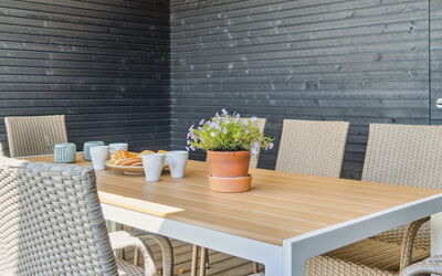 Fabine - 75M from the Sea