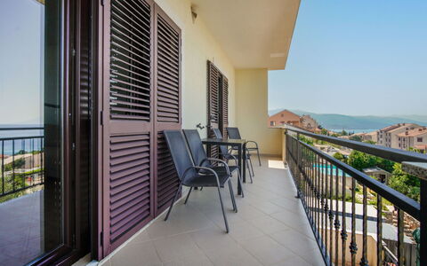 Šmit: Appartement, Balcon, Condominium, Chaise, Aluminium, Balustrade, Dur, Daylighting, Appartement Penthouse, Plate-Forme