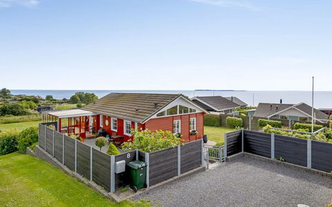 Teja - 100M from the Sea: Maison, Toit, Domicile, Chalet, Biens, Ferme, Villa, Porche, Siding