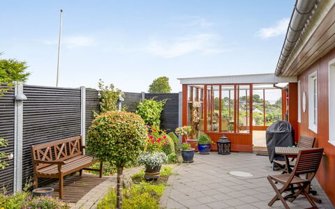 Teja - 100M from the Sea: Maison, Toit, Domicile, Chalet, Biens, Ferme, Villa, Porche, Siding