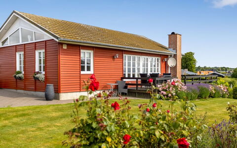 Teja - 100M from the Sea: Maison, Toit, Domicile, Chalet, Biens, Ferme, Villa, Porche, Siding