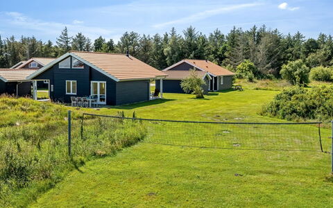 Ernesta - from the Sea: Herbe, Prairie, Lot Terre, Chalet, Zone Rurale, Prairie, Batiments Jardin, Jardin, Cabanon