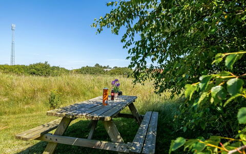 Ernesta - from the Sea: Herbe, Prairie, Lot Terre, Chalet, Zone Rurale, Prairie, Batiments Jardin, Jardin, Cabanon