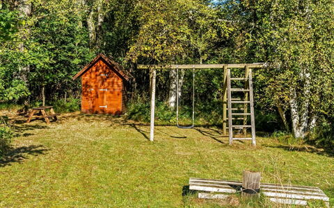 Devis - from the Sea: Bois, Lot Terre, Jardin, Cabanon, Arrière-Cour, Pelouse, Tronc, Batiments Jardin, Des Bois, Cour