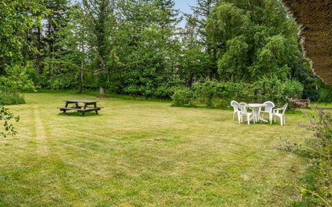 Hoat - 1.7Km from the Sea: Herbe, Arbuste, Prairie, Plaine, Lot Terre, Prairie, Pelouse, Jardin, Pâturage, Parc