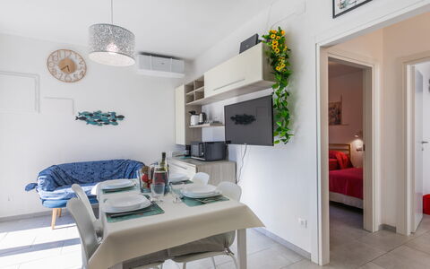Casa Emma: Meubles, Design Intérieur, Sol, Pièce, Sol, Table, Domicile, Appartement, Éclairage, Chaise