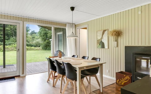 Göran - 30Km from the Sea: Chalet, Arrière-Cour, Cour, Batiments Jardin, Cabanon, Siding, Mobilier De Jardin, Cabane En Rondins, Structure En Plein Air, Cabane