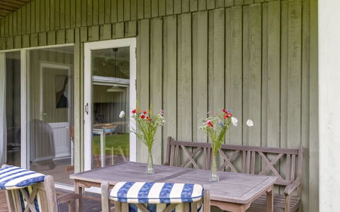 Göran - 30Km from the Sea: Chalet, Arrière-Cour, Cour, Batiments Jardin, Cabanon, Siding, Mobilier De Jardin, Cabane En Rondins, Structure En Plein Air, Cabane