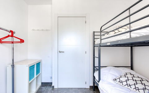 Cilia: Sol, Sol, Design Intérieur, Pièce, Appartement, Plafond, Parquet, Dur
