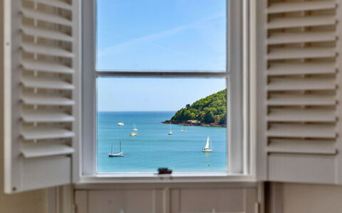 Cliff House, Kingsand: Maison, Chalet, Gelé, Village, Village De Montagne, Recours, Neige, L'Hiver, Alpes