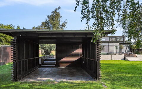 Jo - 175M to the Fjord: Meubles, Design Intérieur, Sol, Bois, Pièce, Plafond, Sol, Table, Cabinetry, Éclairage